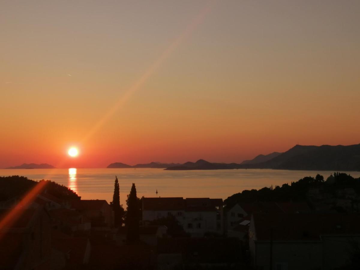 Grace - Sea View 3*